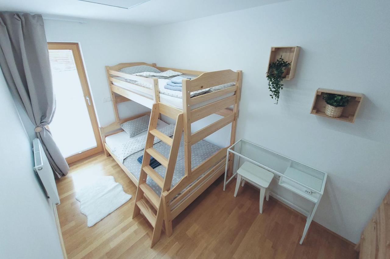 מויסטראנה Apartma M&J מראה חיצוני תמונה