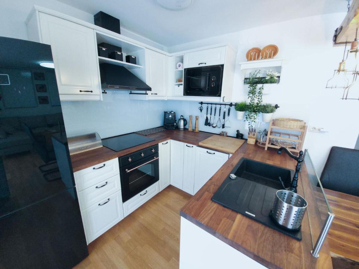מויסטראנה Apartma M&J מראה חיצוני תמונה