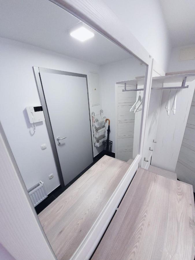 מויסטראנה Apartma M&J מראה חיצוני תמונה
